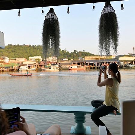 Rub Lom Chom Klong Homestay ชุมพร ภายนอก รูปภาพ