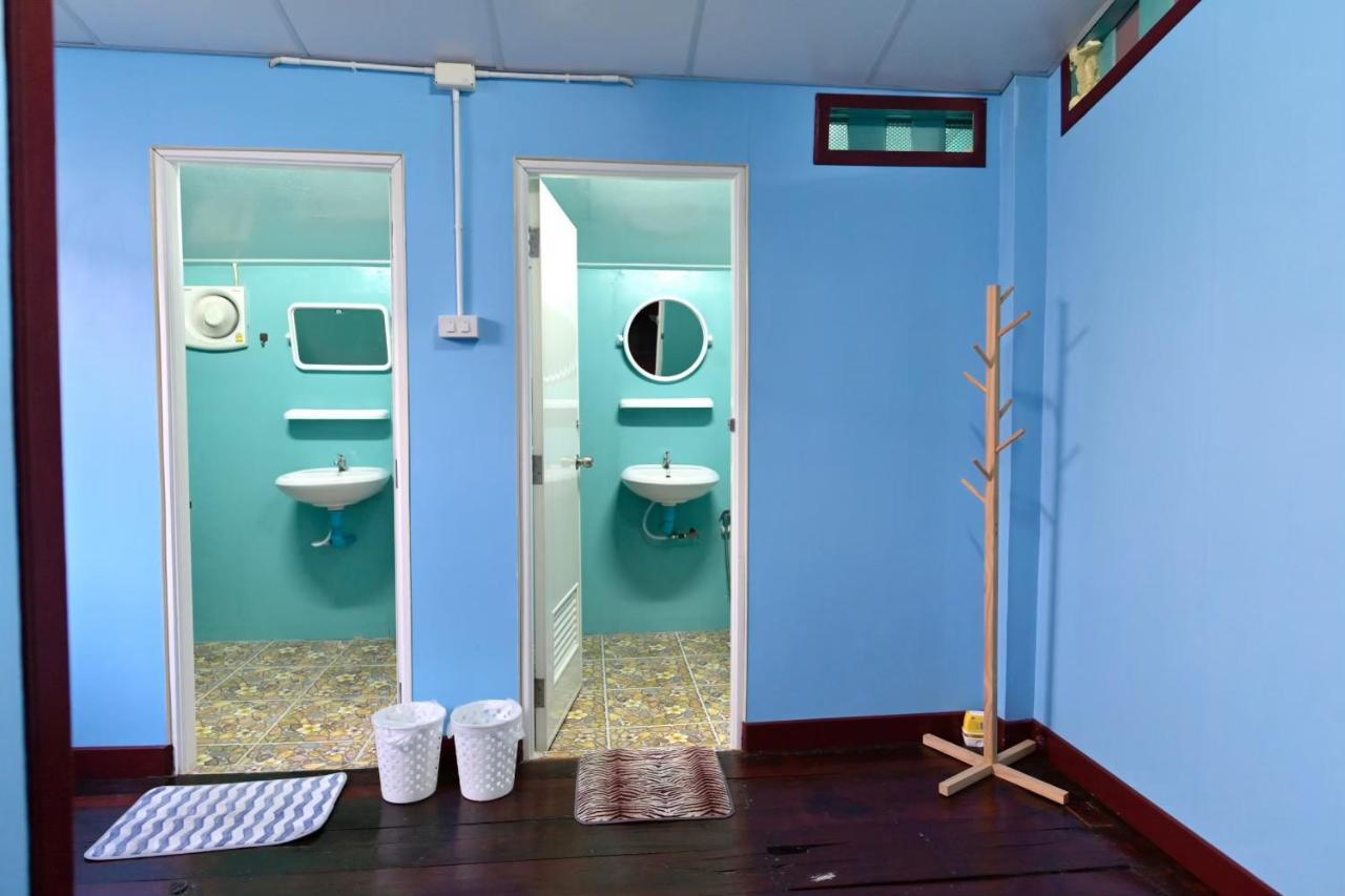 Rub Lom Chom Klong Homestay ชุมพร ภายนอก รูปภาพ
