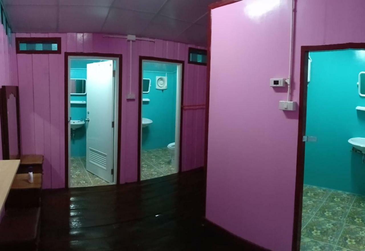 Rub Lom Chom Klong Homestay ชุมพร ภายนอก รูปภาพ
