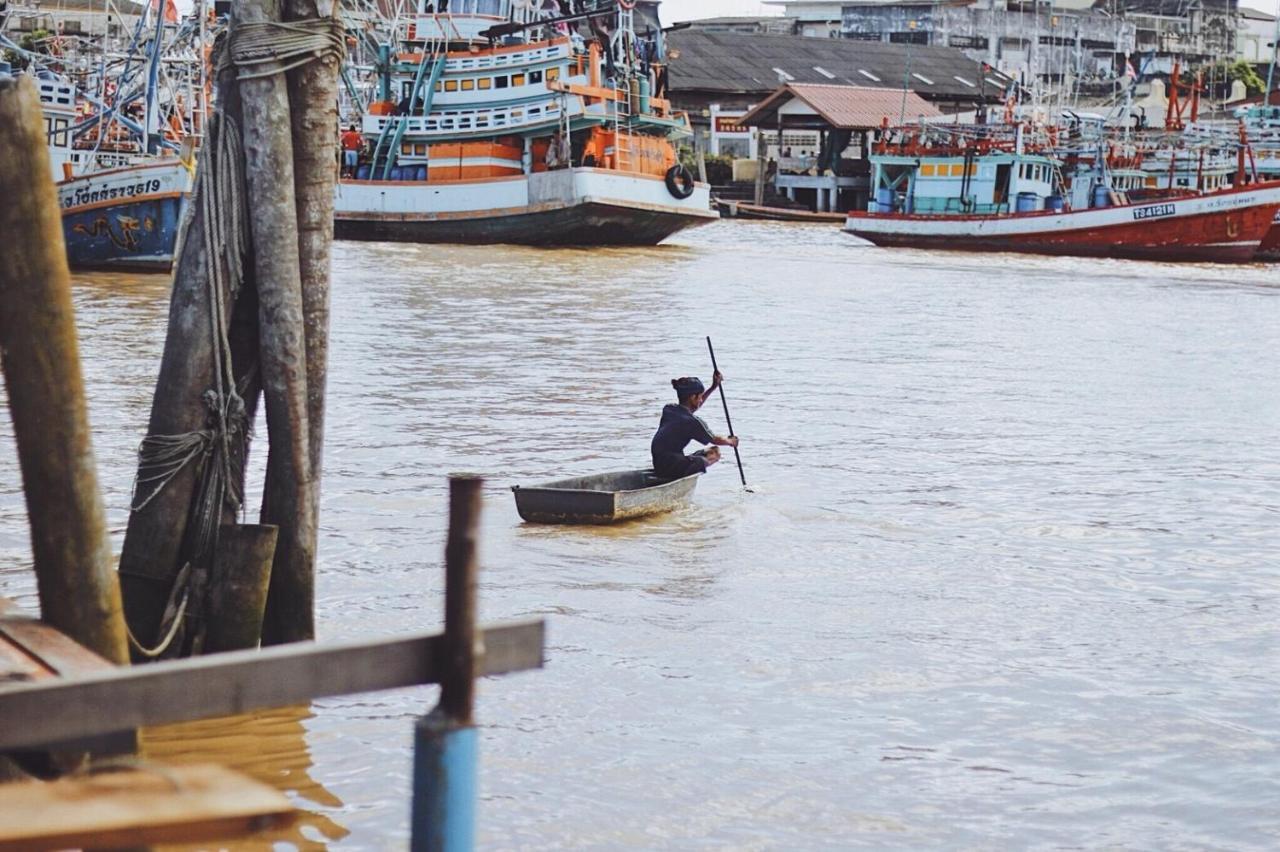 Rub Lom Chom Klong Homestay ชุมพร ภายนอก รูปภาพ